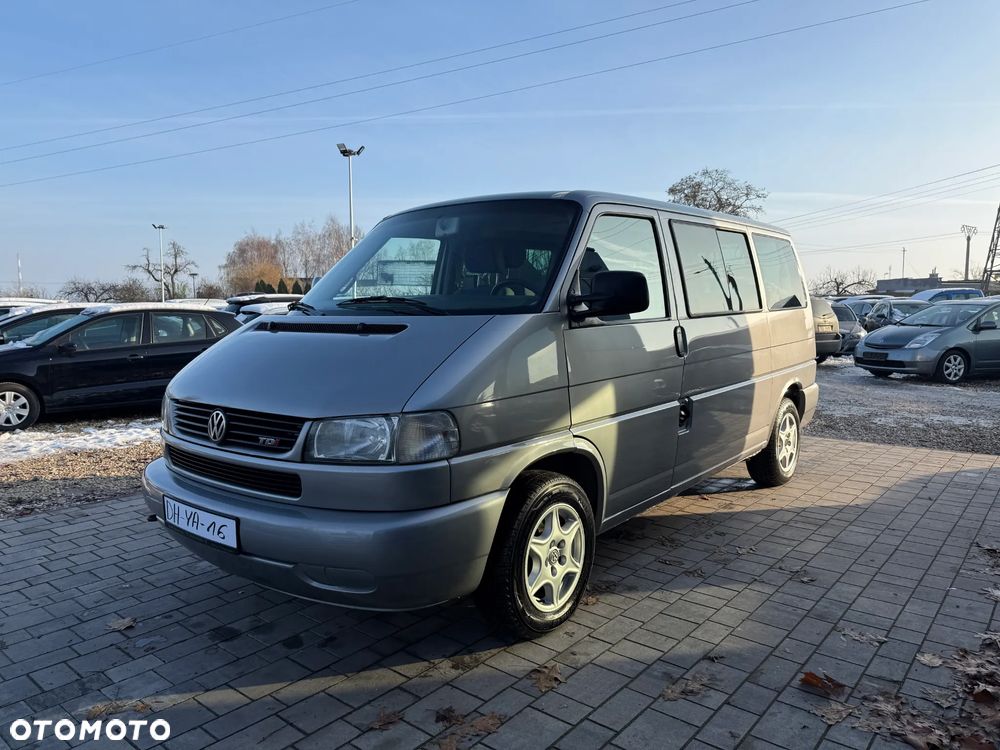 Volkswagen Multivan Standard - 11