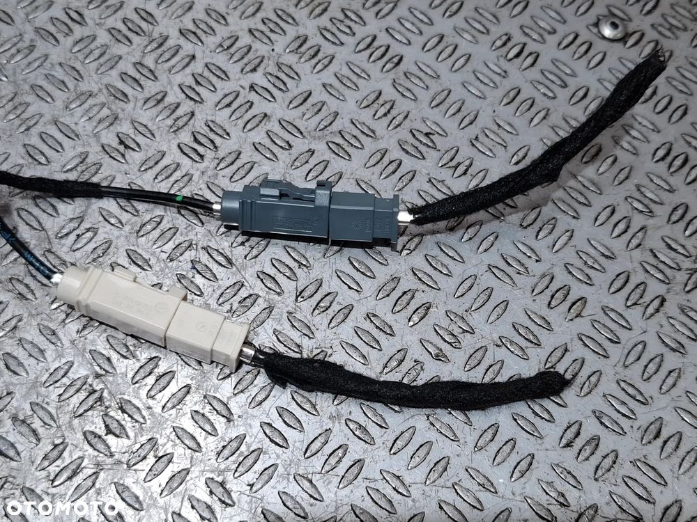 Antena podstawa Fiat 500 rok 2024 nr 00521926900 - 2