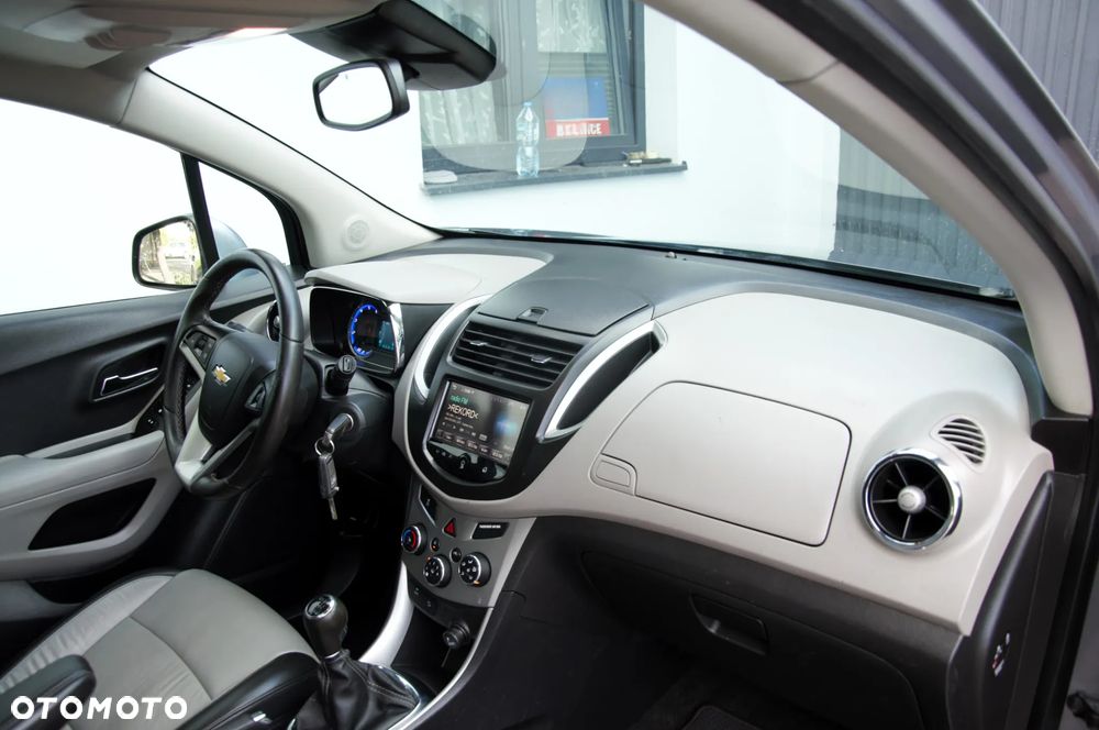 Chevrolet Trax 1.7TD AWD LT+ - 12