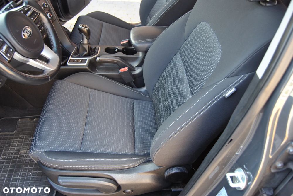 Kia Sportage 1.6 GDI Black Edition 2WD - 32