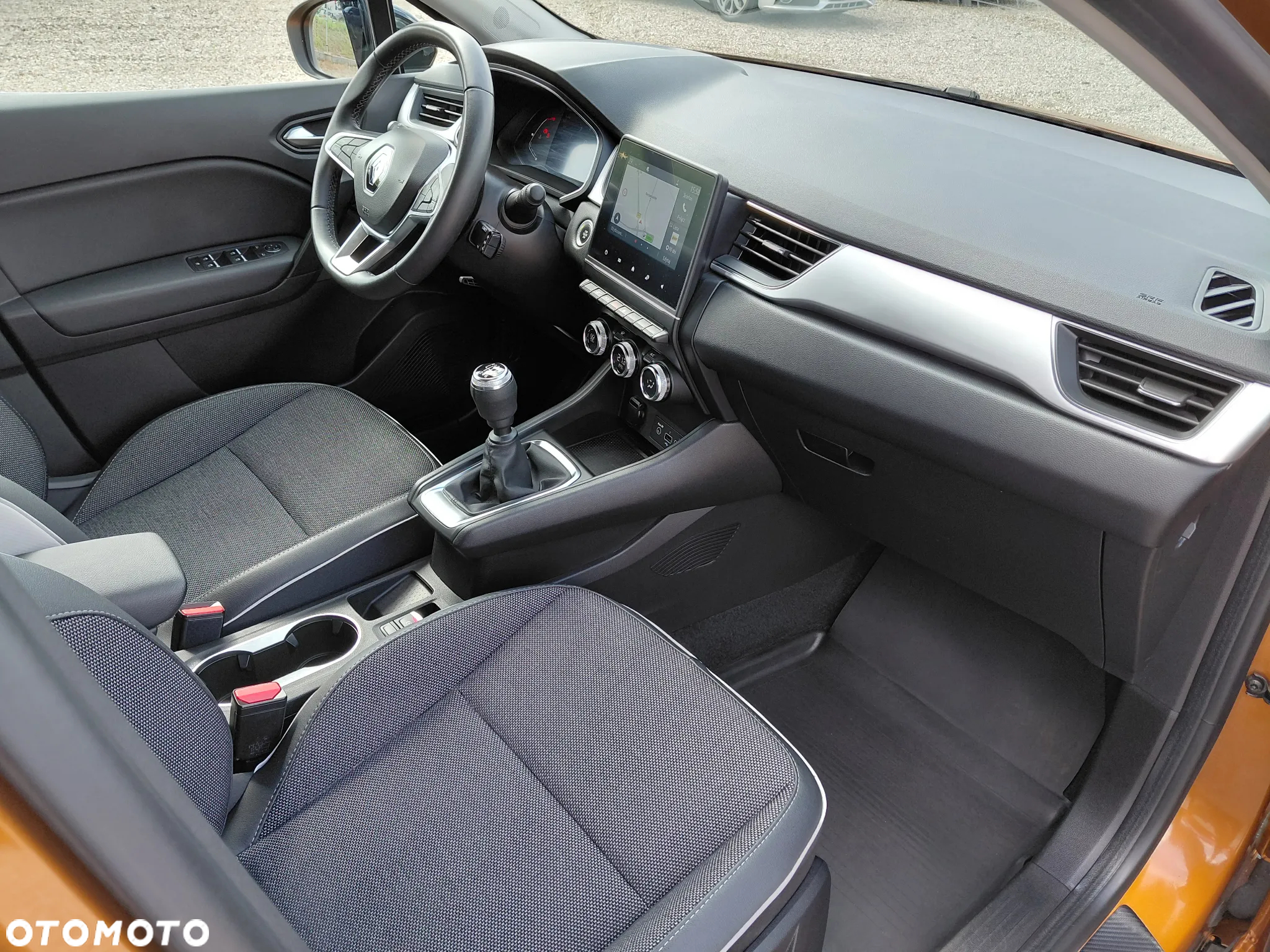 Renault Captur 1.0 TCe Techno - 25