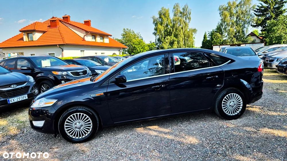 Ford Mondeo - 23