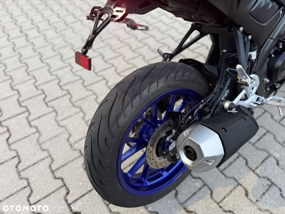 Yamaha MT - 13