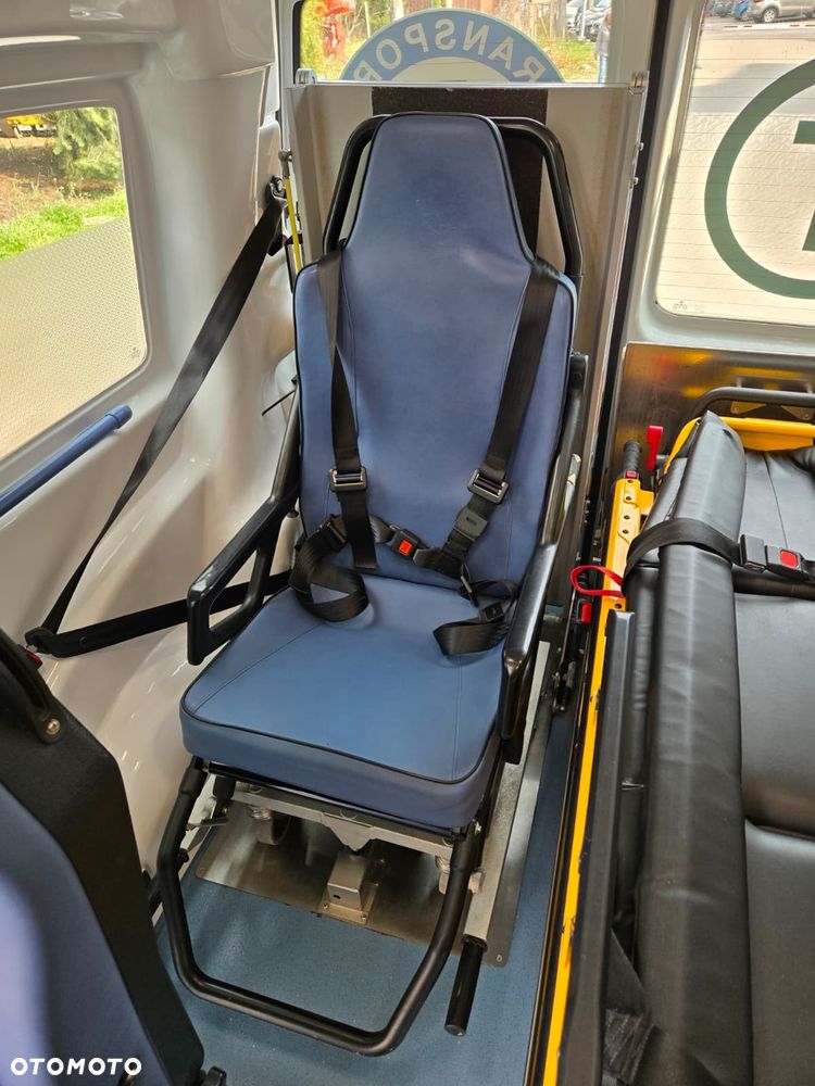 Volkswagen TRANSPORTER T6.1 Ambulans Karetka - 24