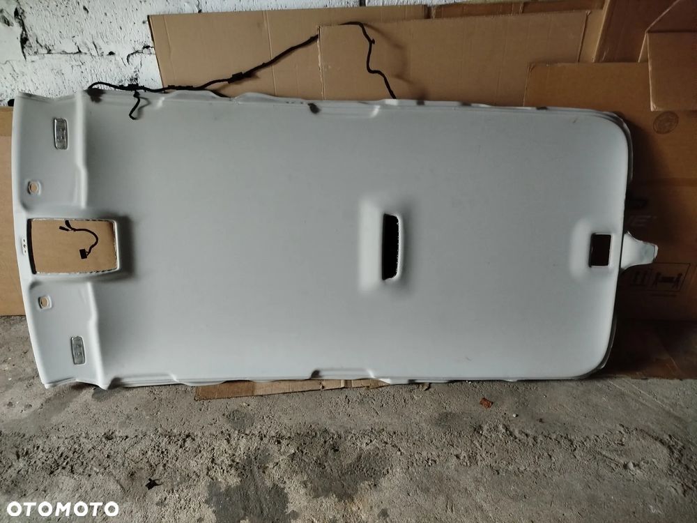 Audi A4 B7 kombi podsufitka S-Line lub Audi A3 8P - 12