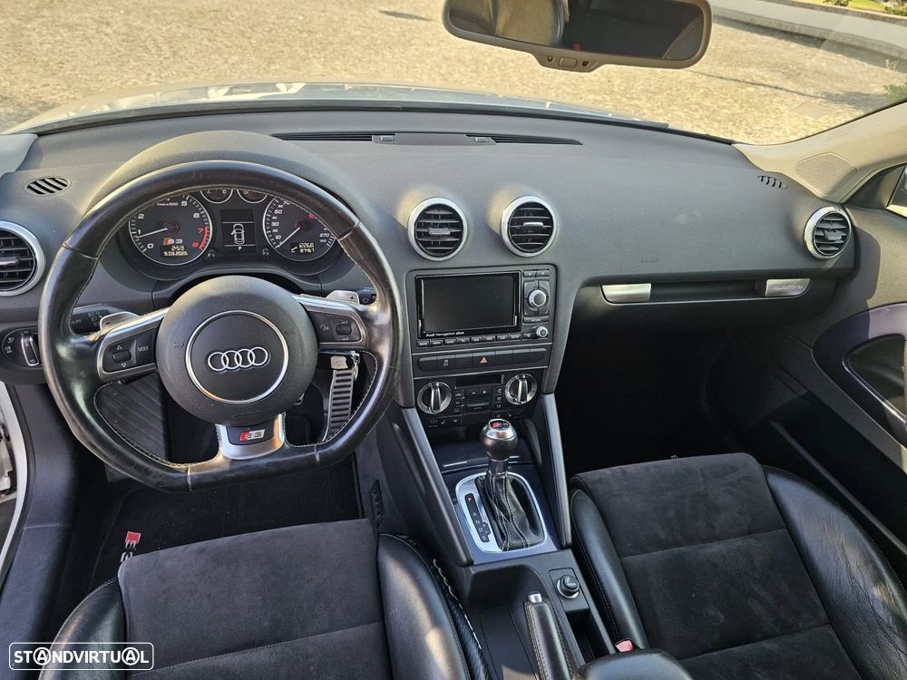 Audi S3 S tronic - 17
