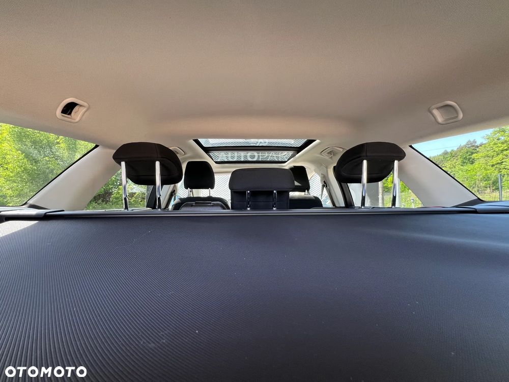 Ford Mondeo - 12