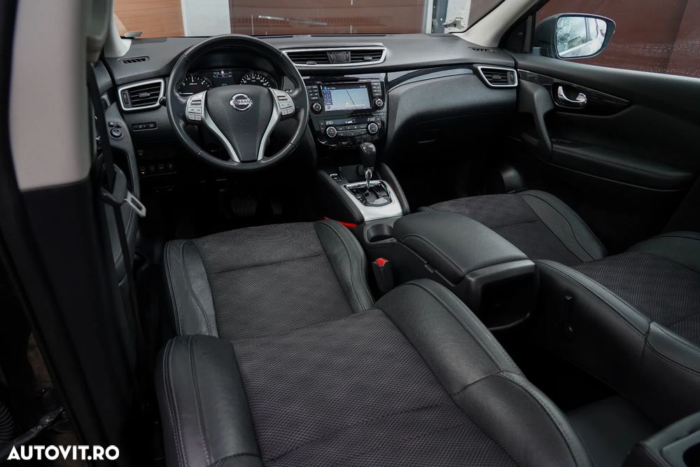 Nissan Qashqai 1.6 DCI Xtronic TEKNA - 7