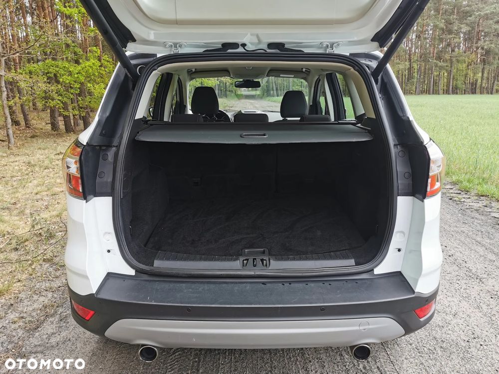 Ford Kuga 1.5 EcoBoost 2x4 Titanium - 17