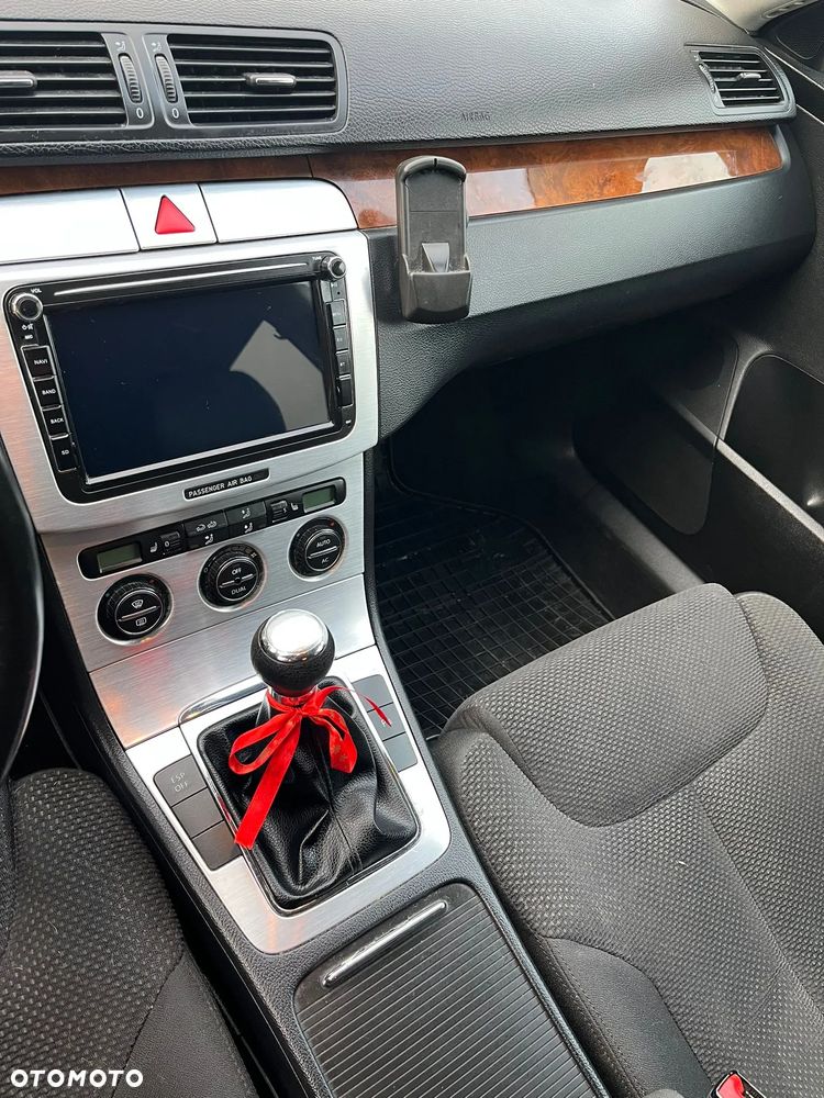 Volkswagen Passat 2.0 TDI DPF R-Line Edition - 10