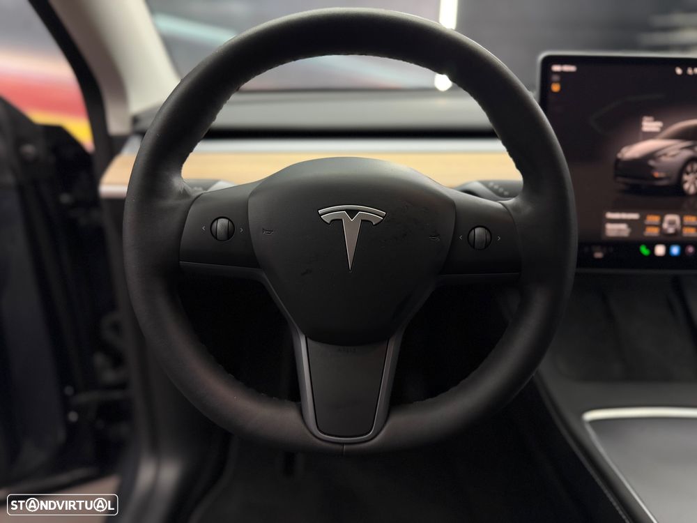 Tesla Model Y Long Range Tração Integral - 13