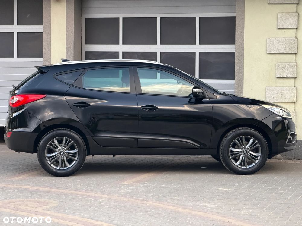 Hyundai ix35 1.6 2WD Fifa World Cup Edition - 16