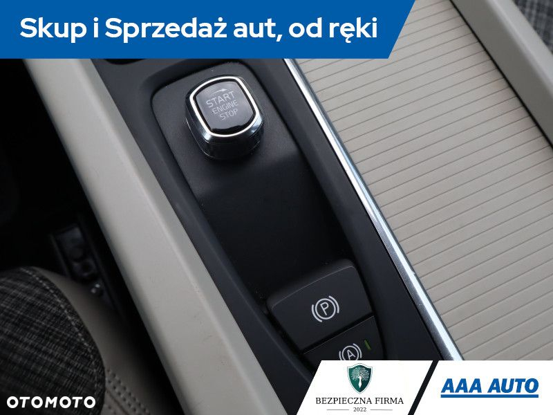 Volvo XC 60 - 14