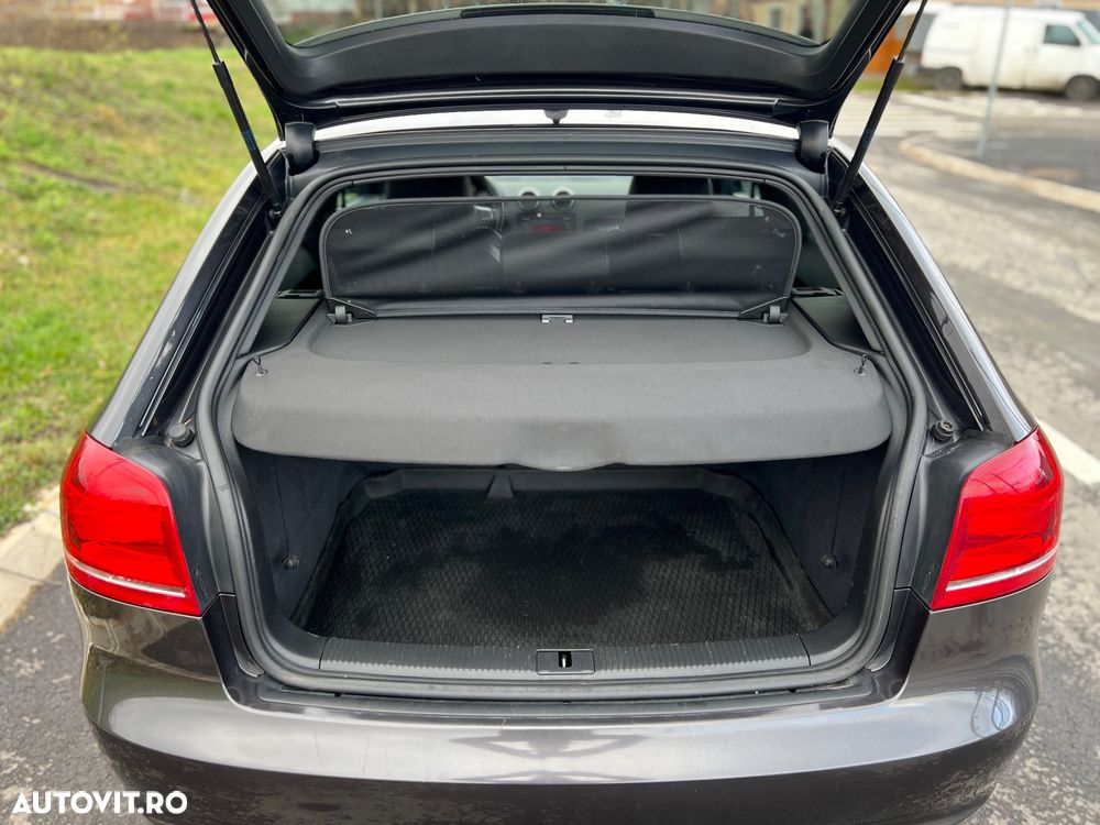 Audi A3 2.0 TDI DPF S Line Sportpaket plus - 12