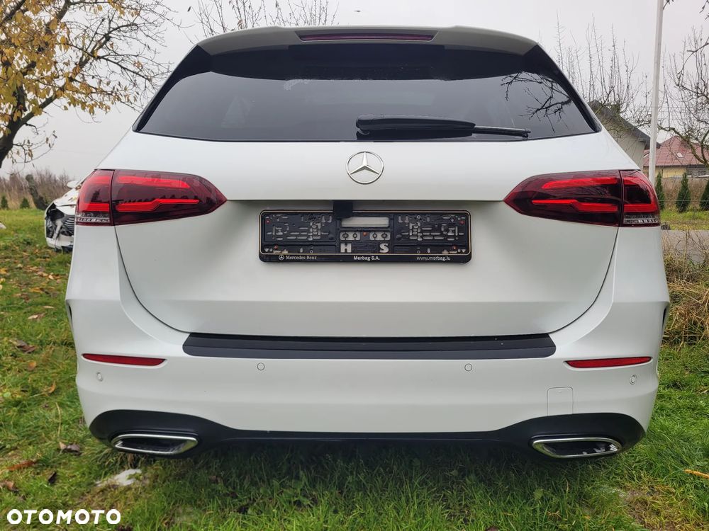 Mercedes-Benz Klasa B 220 d 4-Matic AMG Line 8G-DCT - 2