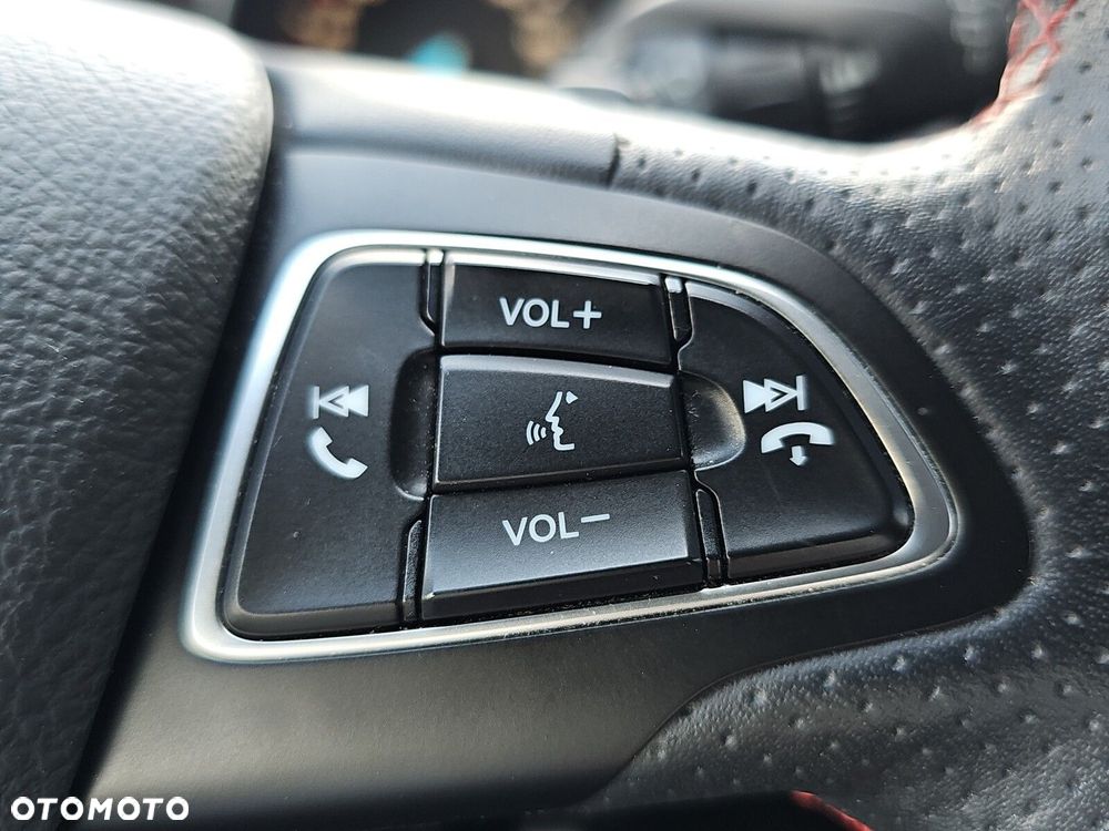 Ford Kuga 1.5 EcoBoost AWD ST-Line ASS - 17