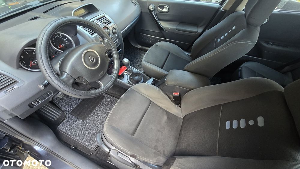 Renault Megane - 5