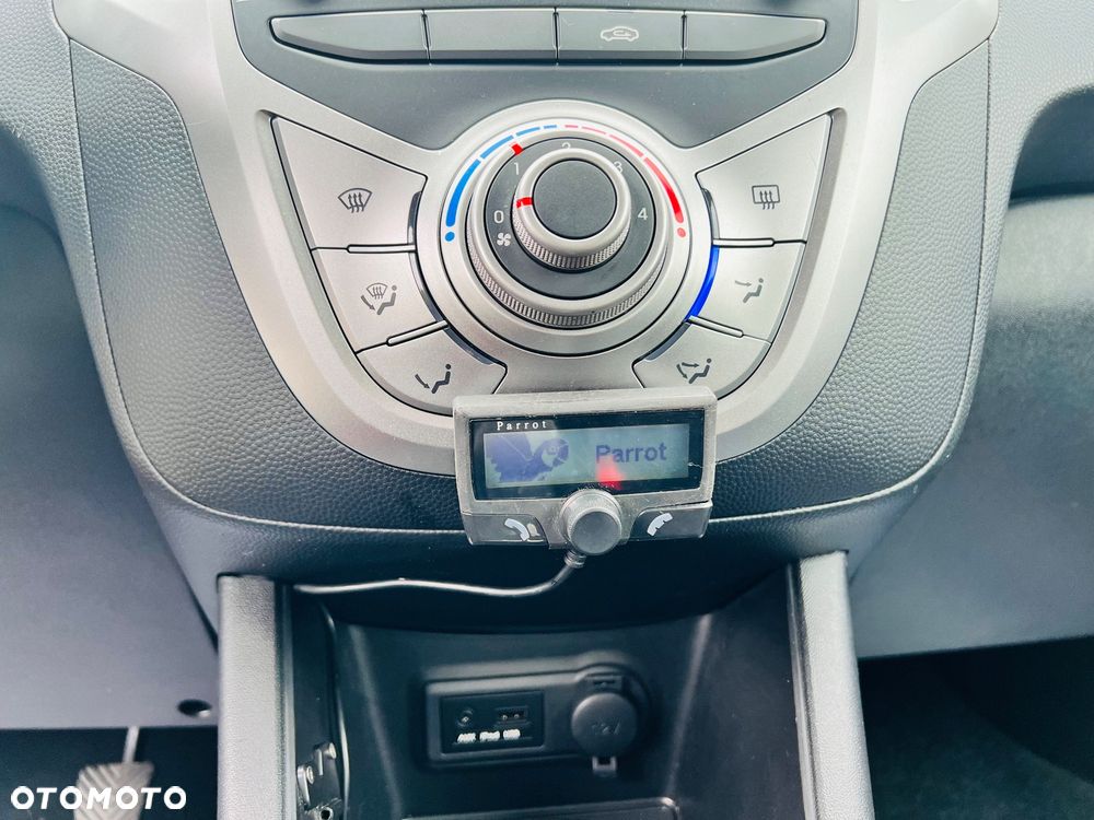 Hyundai ix20 1.4 Trend - 22