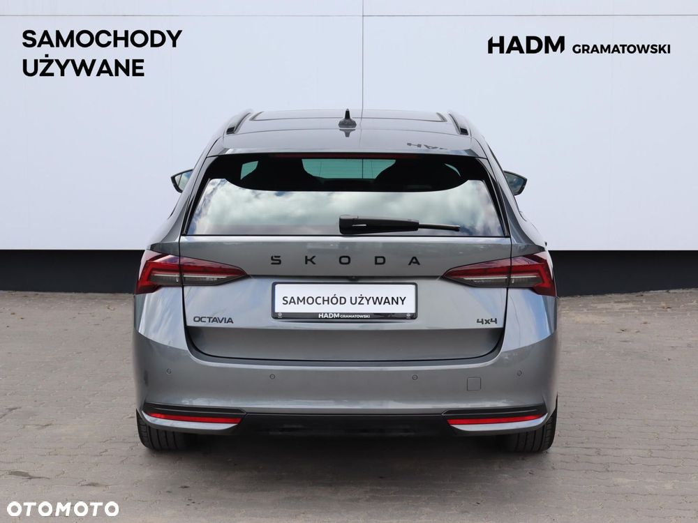 Skoda Octavia 2.0 TSI Sportline 4x4 DSG - 22