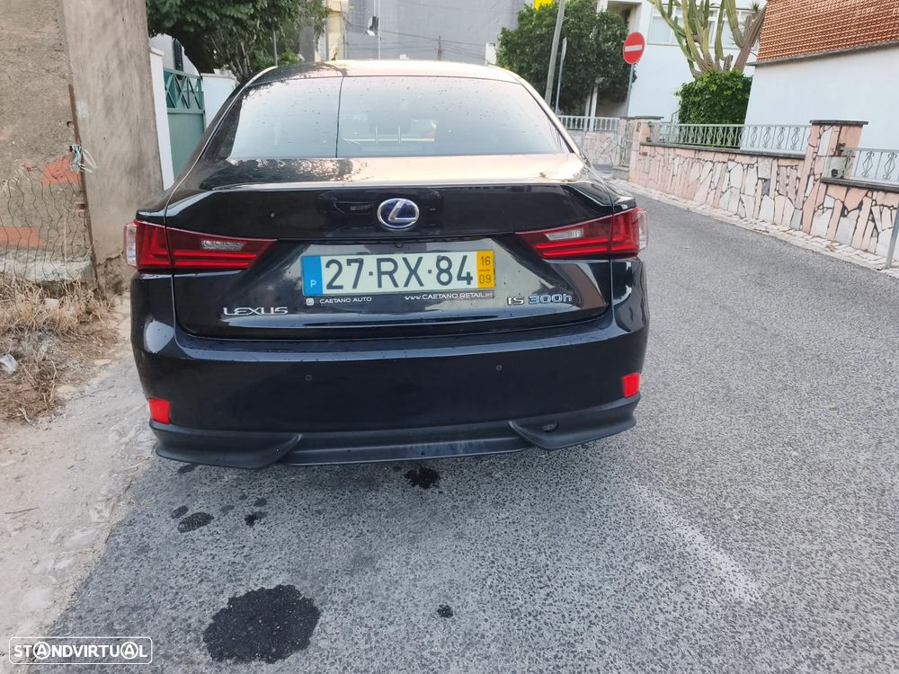 Lexus IS 300H F Sport - 7