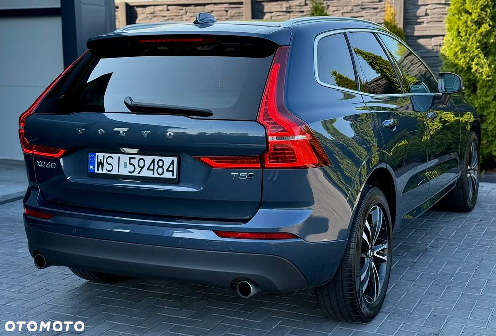 Volvo XC 60 B5 B Momentum - 5