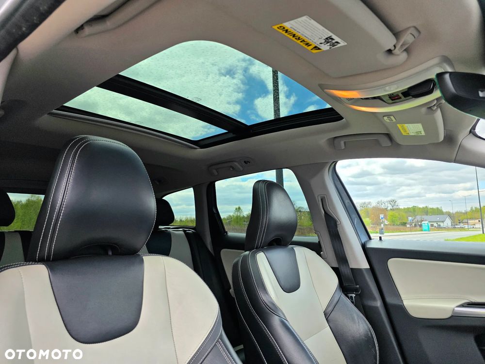 Volvo XC 60 - 31