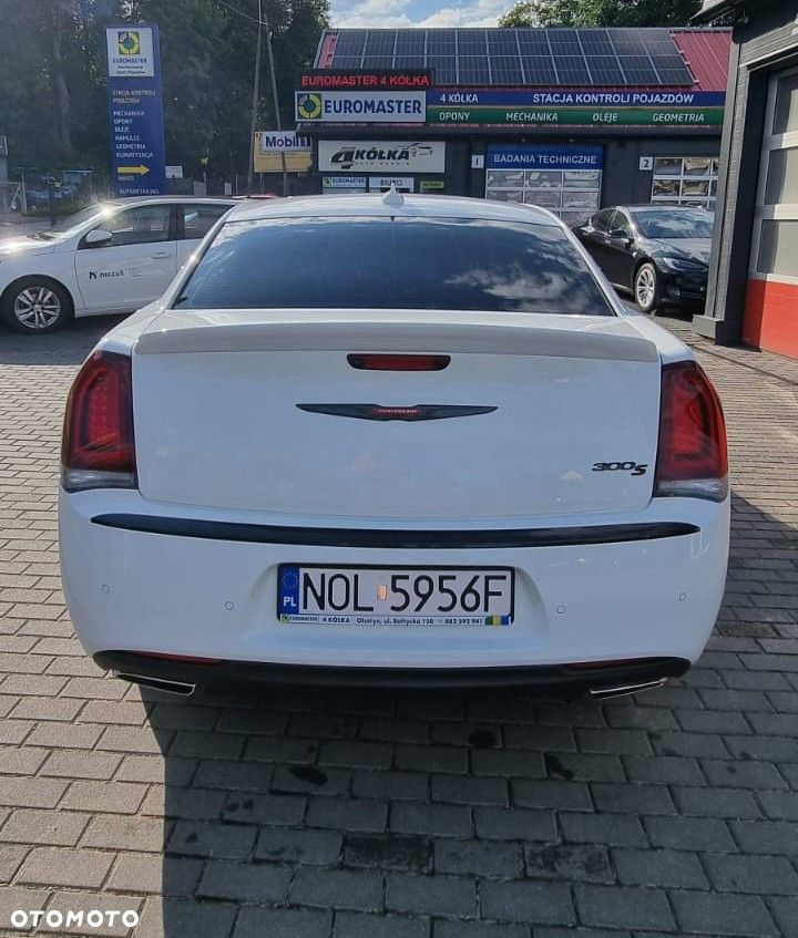 Chrysler 300s - 7