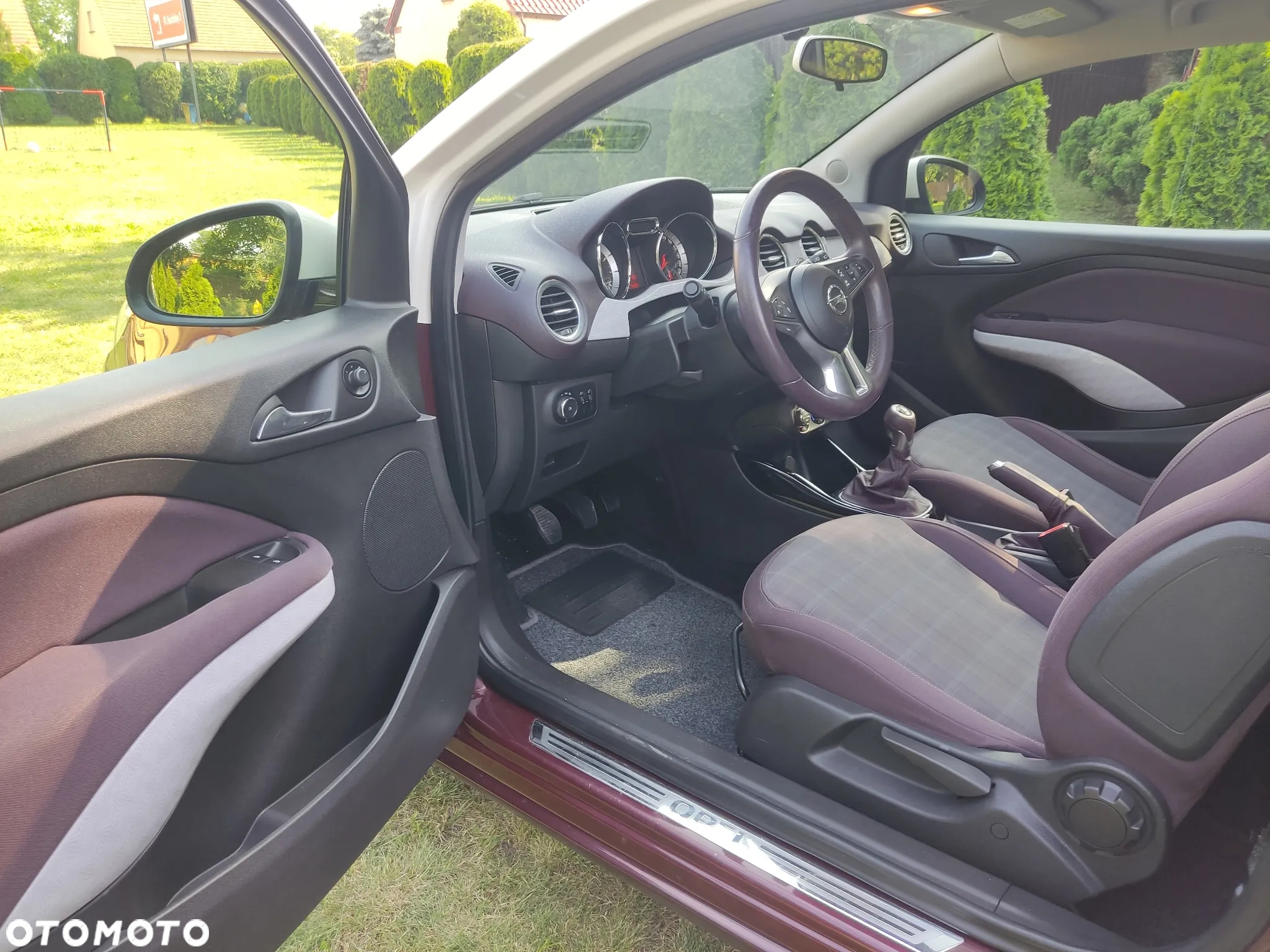 Opel Adam 1.2 White Link - 7
