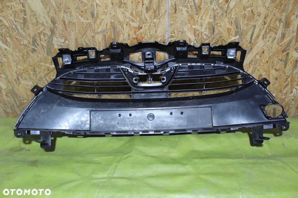 Grill Atrapa Toyota Yaris IV po 2020r. - 2