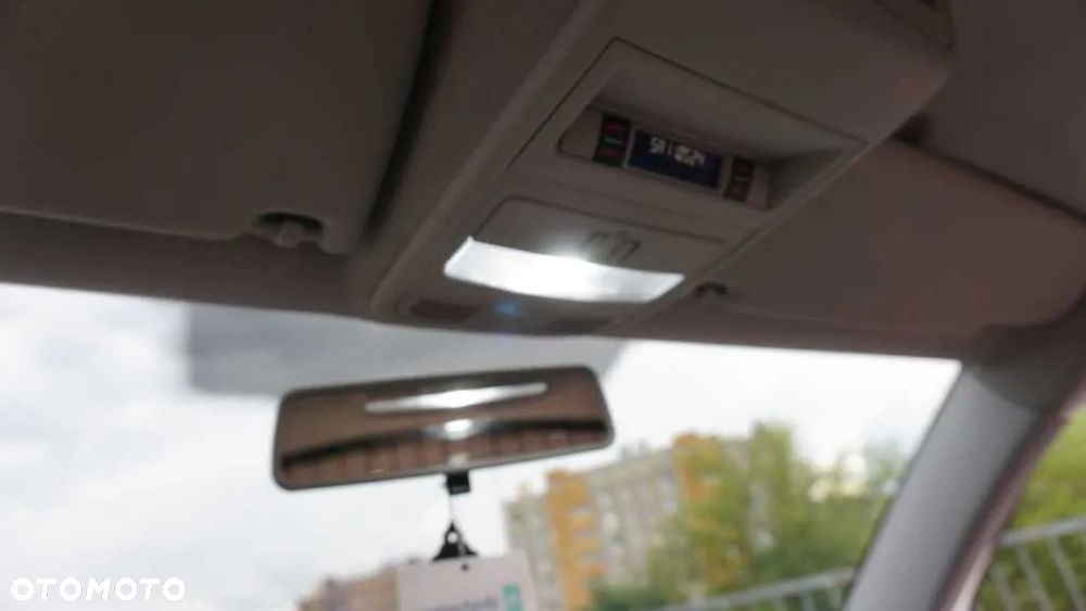 Volkswagen Transporter L1H1 - 11