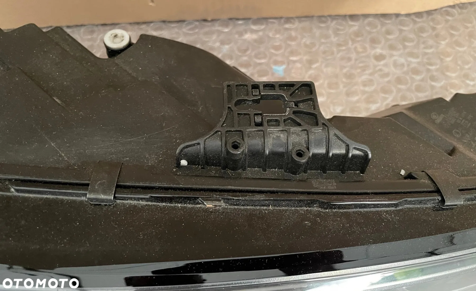 Audi A4 B9 8W reflektor prawy lampa matrix 8W0941036 - 3