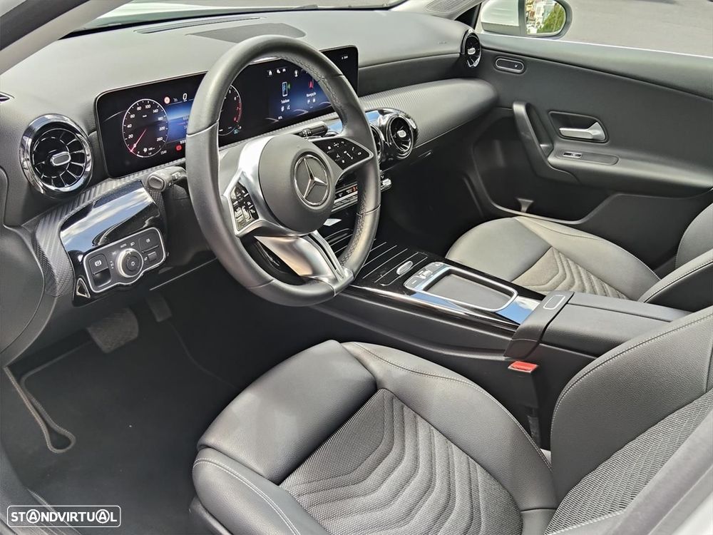 Mercedes-Benz A 200 Style Plus Aut. - 9