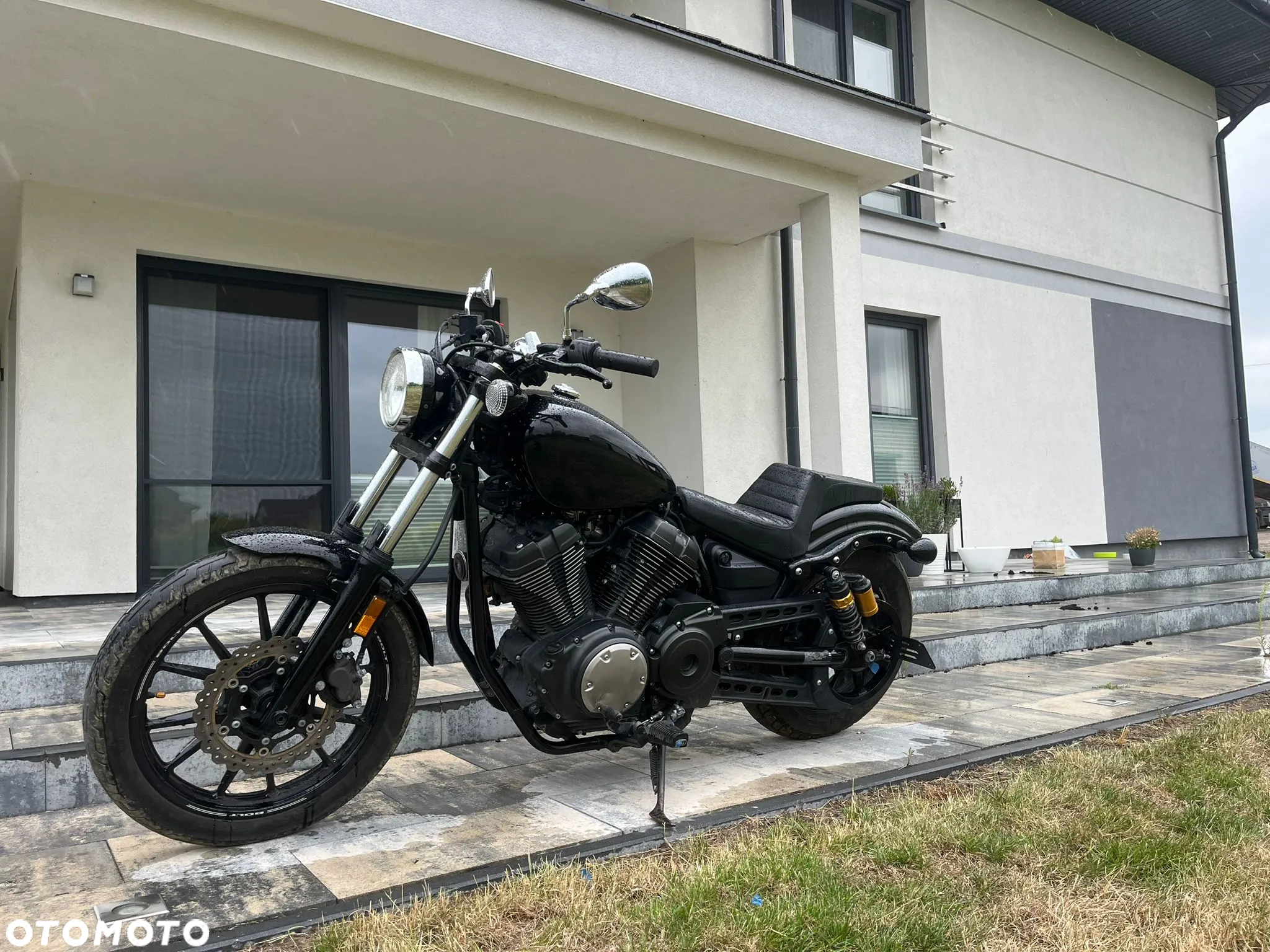 Yamaha XVS - 11