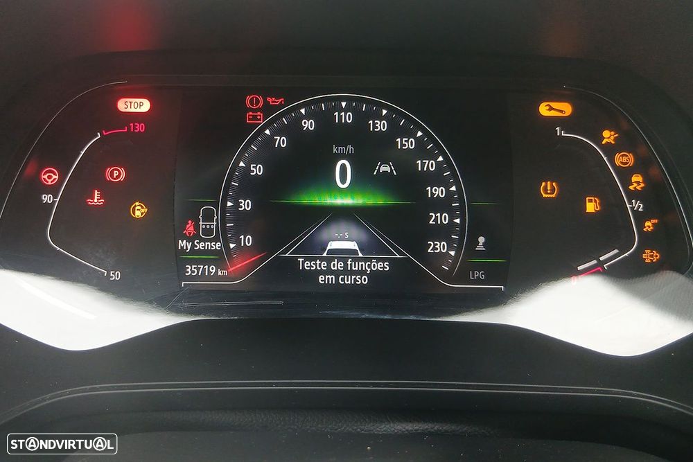 Renault Captur 1.0 TCe Techno Bi-Fuel - 9