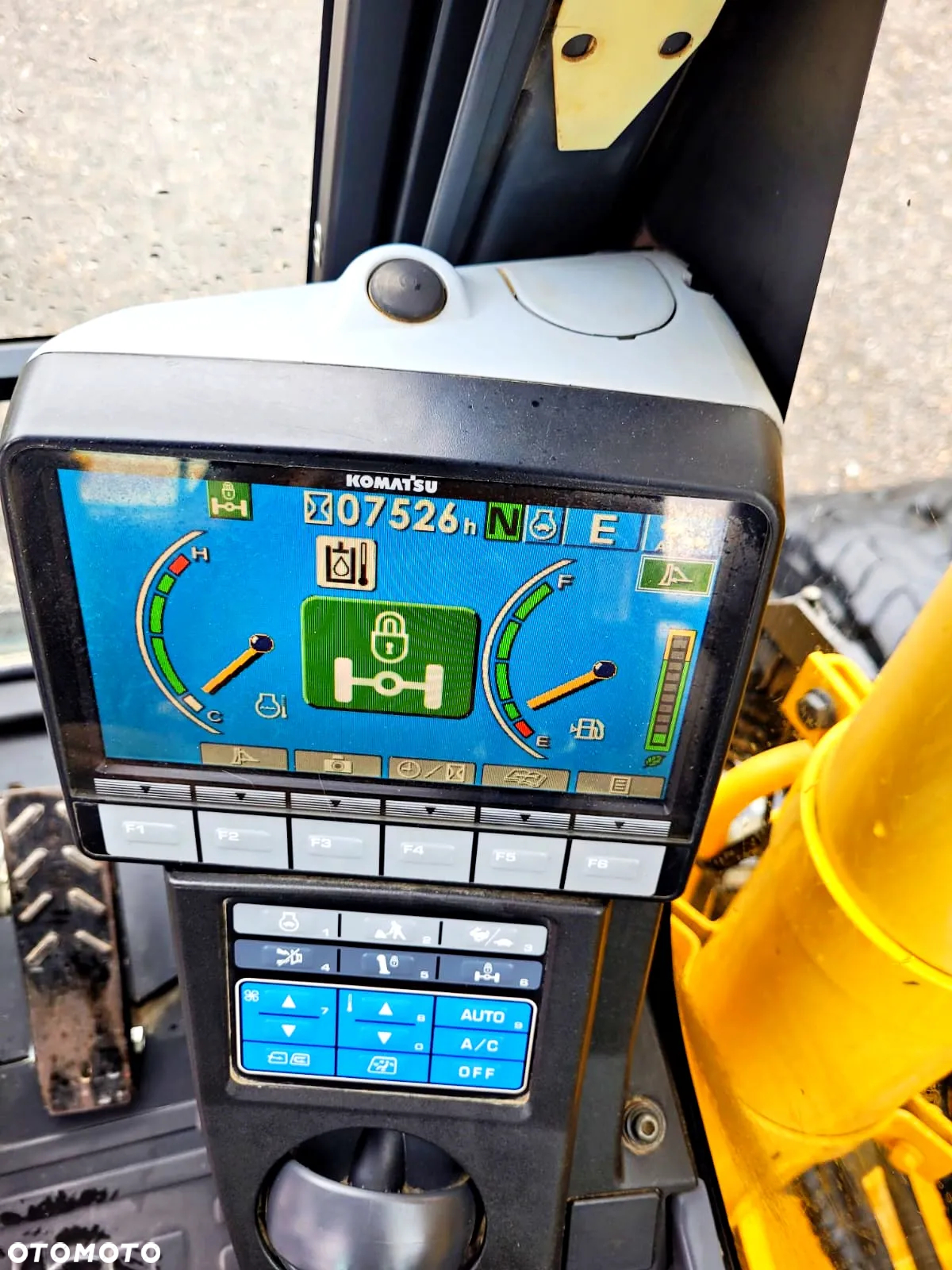 Komatsu PW 160 - 8 Wysięgnik dwuczęściowy, 3 ramiona - 23