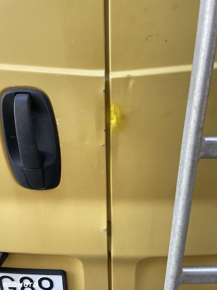 Renault Trafic - 13