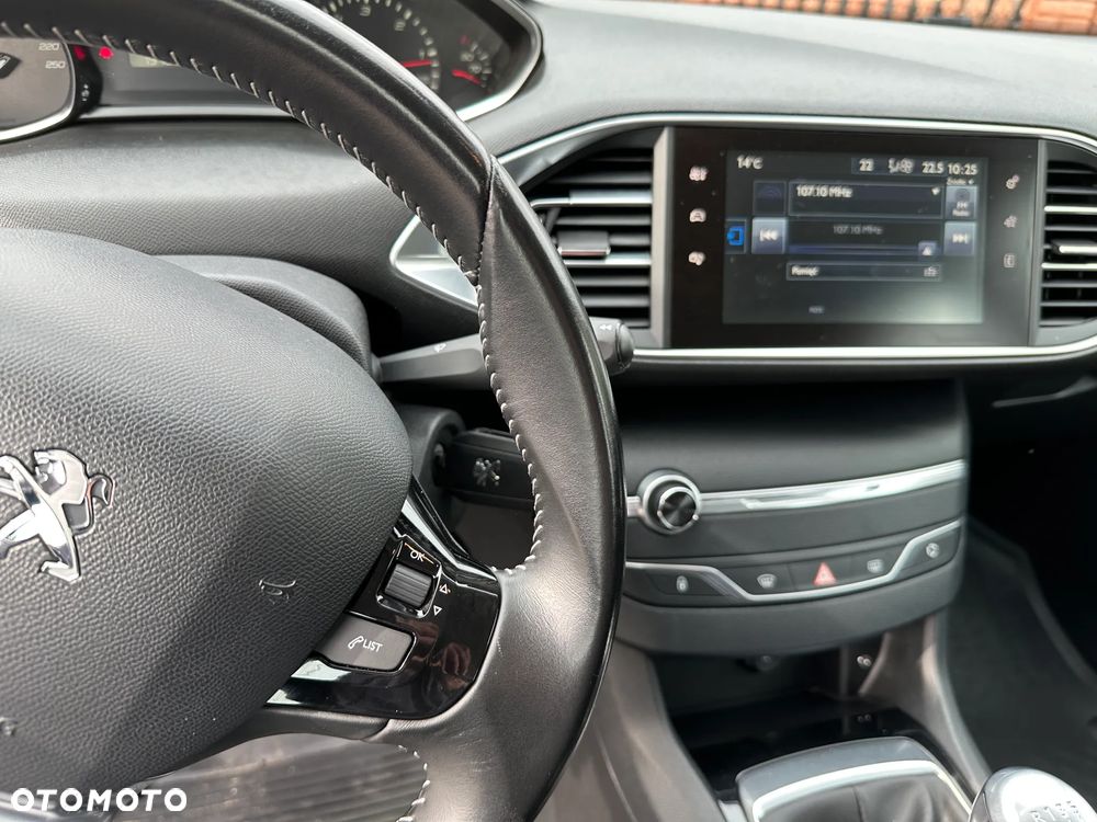 Peugeot 308 - 10