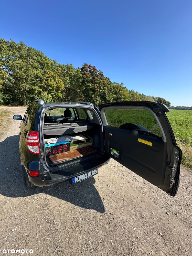 Toyota RAV4 - 21