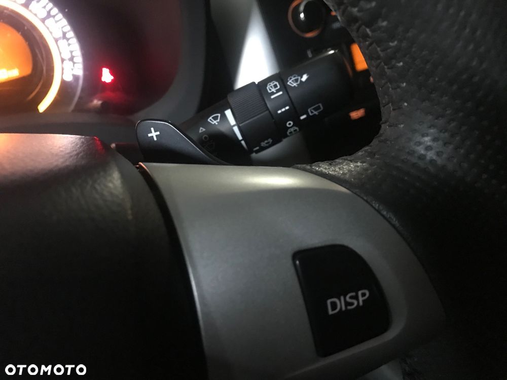 Toyota Auris 1.6 Premium MM - 17