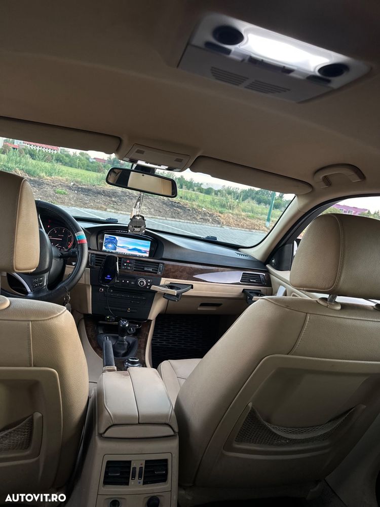 BMW Seria 3 320d - 6