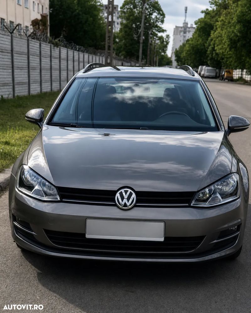 Volkswagen Golf 1.6 TDI DPF BMT Comfortline - 1