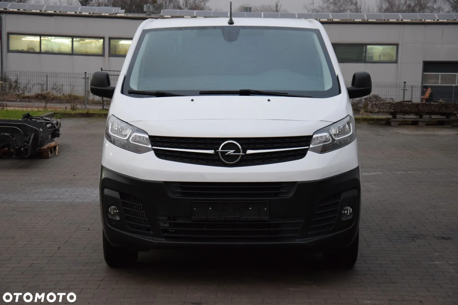 Opel Vivaro - 4