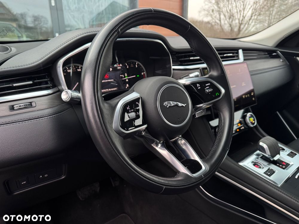 Jaguar F-Pace D200 AWD R-Dynamic SE - 5