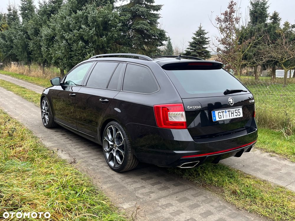 Skoda Octavia 2.0 TDI DSG RS - 7