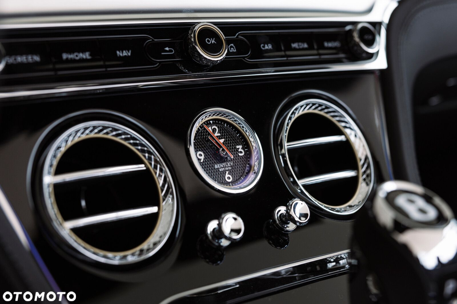 Bentley Continental GT - 21