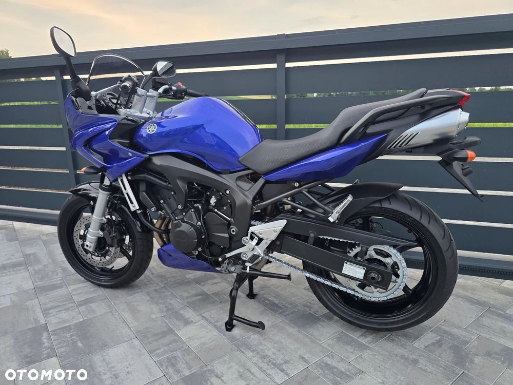 Yamaha FZ6 - 3
