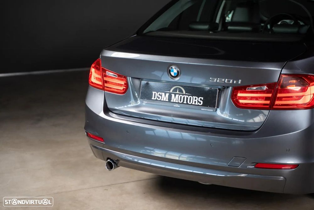 BMW 320 - 11