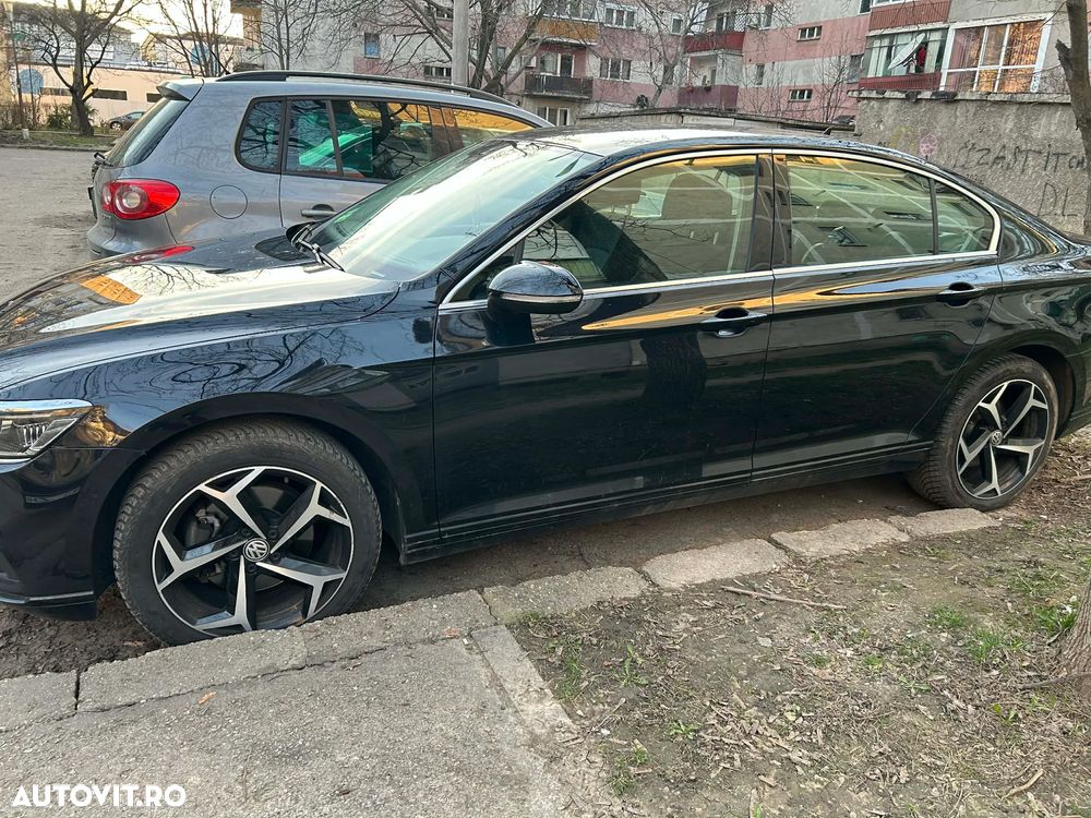 Volkswagen Passat 2.0 TDI DSG Comfortline - 8