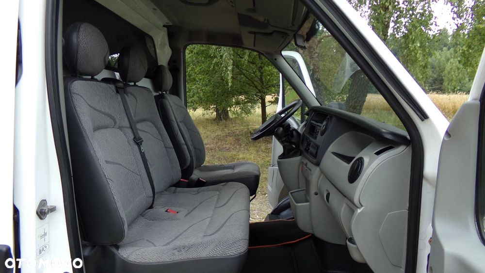 Renault MASTER 2.5 L2H2 * KLIMA * BAGAŻNIK * SUPER STAN ! - 22