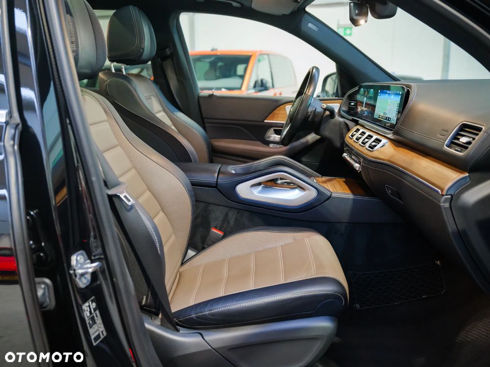 Mercedes-Benz GLS - 20